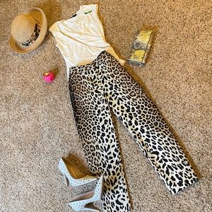 Peck & Peck Weekend Animal Print Capri Pant Size 8